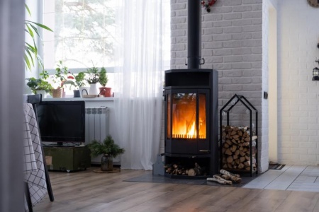 Comment choisir et entretenir votre poêle à bois pour un chauffage optimal